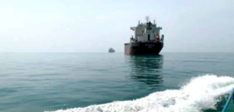 Nahost-Konflikt bedroht globale Schifffahrt: Reeder warnen vor Handelsrouten-Störungen