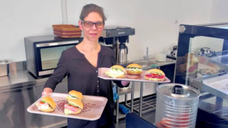 Nancy Hennig erfüllt sich mit 'Nancy's Eck' in Wolfen ihren Imbiss-Traum