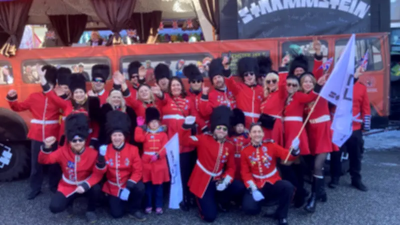 Narrenhochburg Neukalen: Herrscherhaus „Strammstein“ regiert erstmals als Prinzenpaar