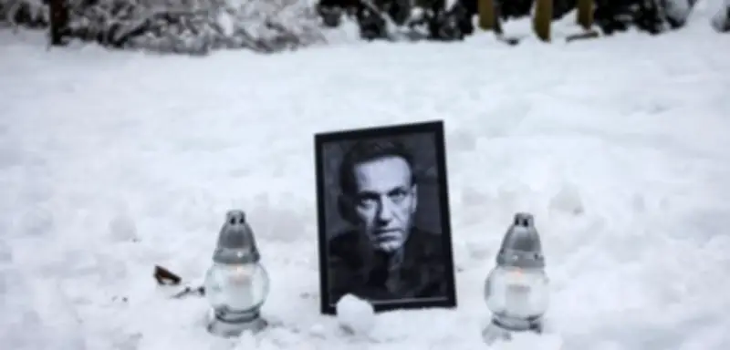 Nawalny-Gedenken in Moskau: Mutige Trauer unter Überwachung