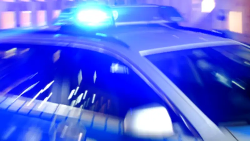 Nächtliche Verfolgungsjagd in Merseburg: 22-Jähriger mit Drogen im gestohlenen Skoda gefasst