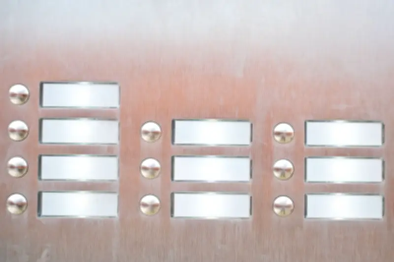 Neues Frauenhaus in Berlin eröffnet: Schutz für 18 Frauen und 13 Kinder vor häuslicher Gewalt