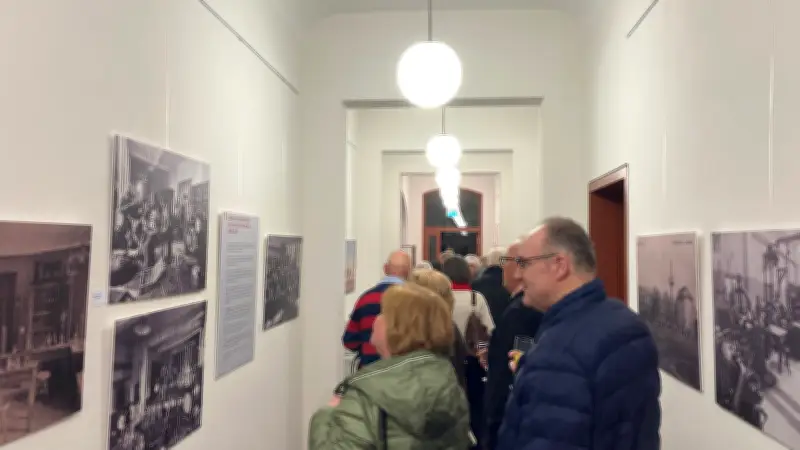 Neustrelitz: Dauerausstellung enthüllt Geschichte der geschlossenen Ingenieurschule