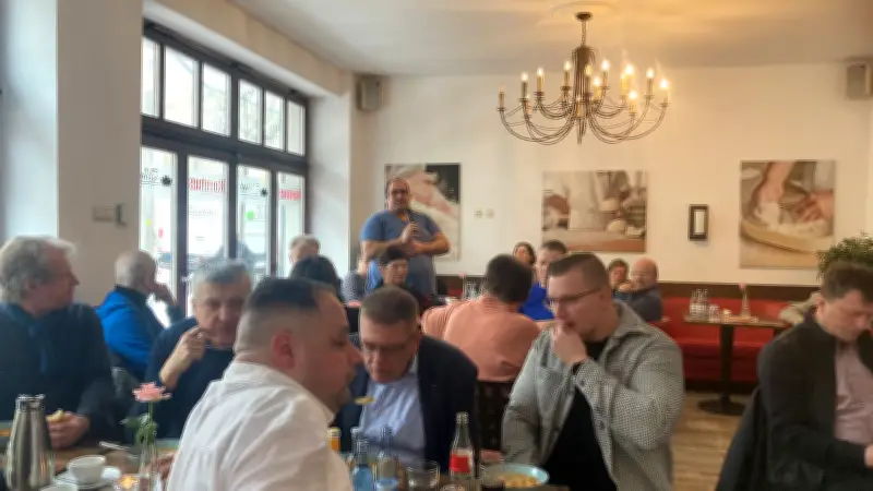 Neustrelitz: Eltern von Förderschülern kämpfen um Ferienbetreuung - 20 Kilometer Fahrt als Hürde