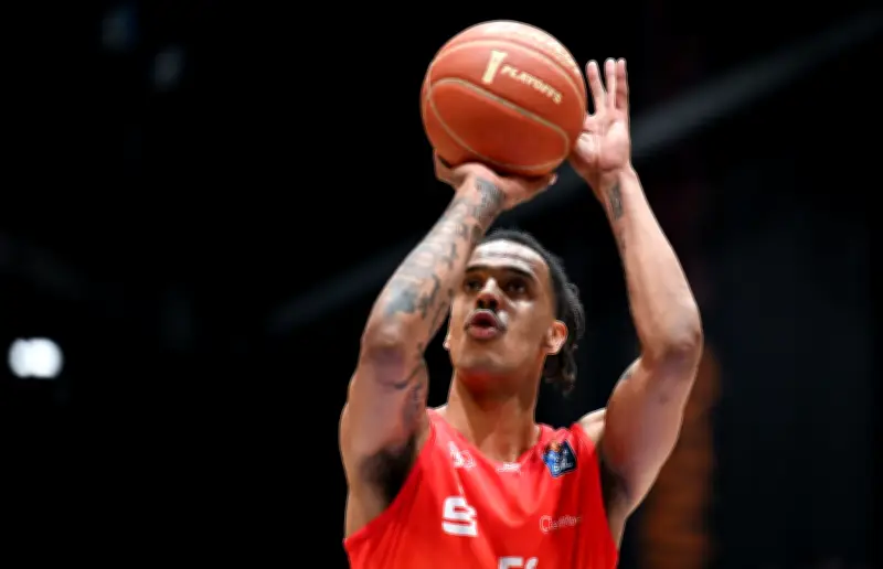 Niners Chemnitz feiern ersten Auswärtssieg 2026 nach packendem Basketball-Krimi in Trier