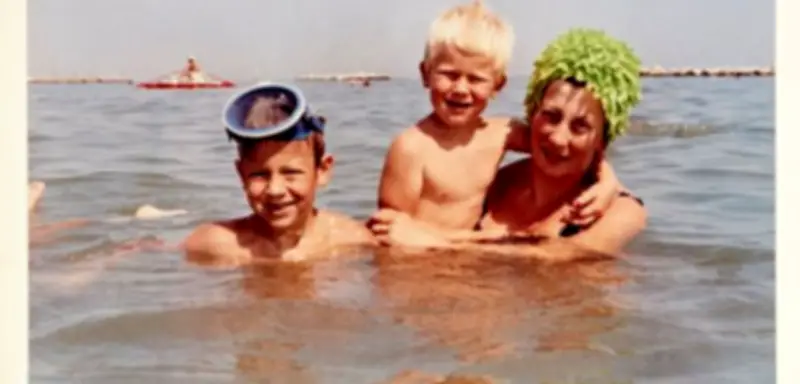 Nostalgie fördert Dankbarkeit: Psychologische Studie zeigt positive Effekte von Erinnerungen