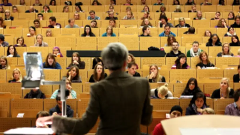 NRW-Hochschulen: Frauenanteil in Führungspositionen steigt deutlich an