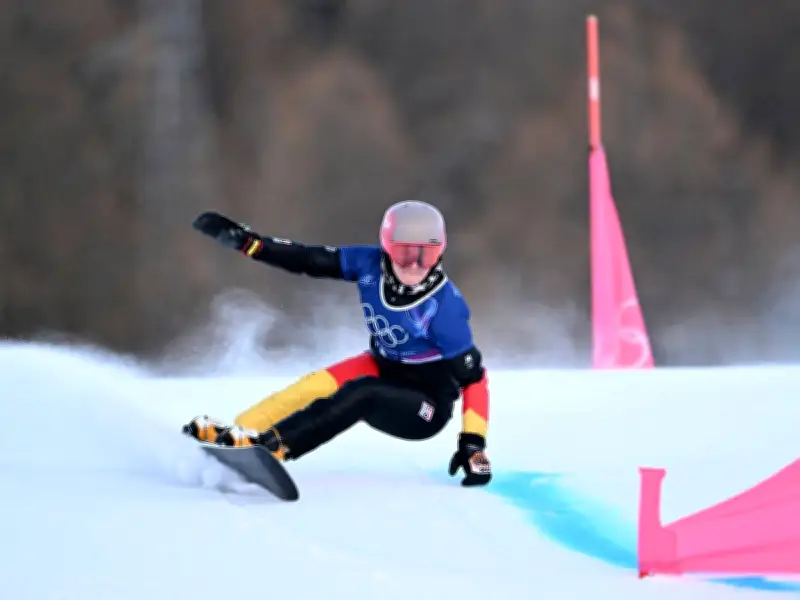 Olympia 2026: Hofmeister qualifiziert sich für Finalläufe im Parallel-Riesenslalom