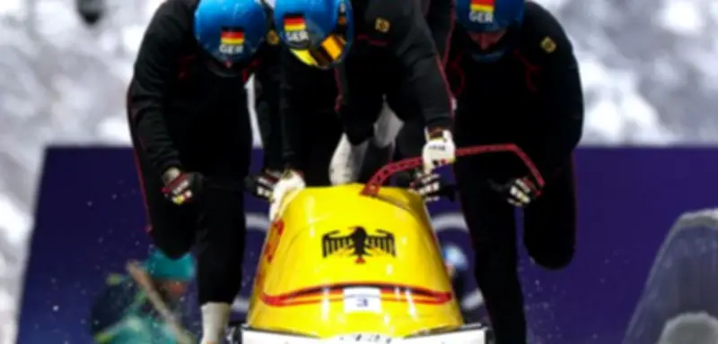 Olympia 2026: Letzter Tag mit Bob-Duell, Eishockey-Finale und historischem Langlauf