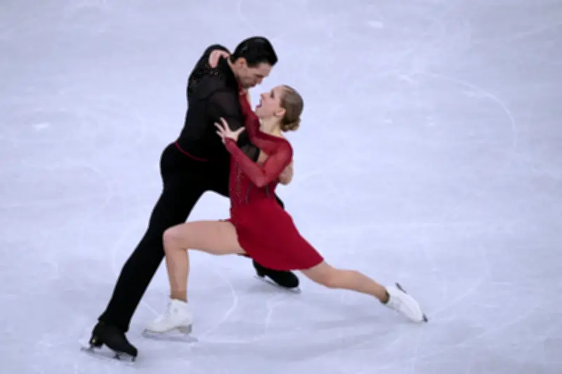 Olympia-Bronze für Hase/Volodin: Paarlauf-Duo erkämpft Medaille in Mailand