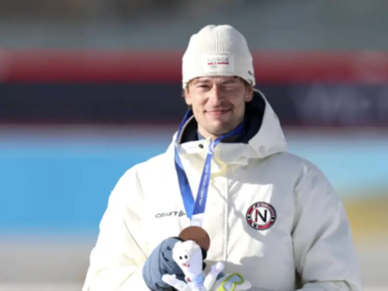 Olympia-Bronze trotz Skandal: Laegreid gewinnt Sprint mit SMS-Hilfe von Boe