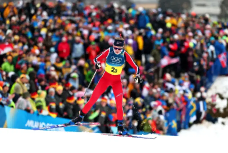 Olympia-Drama im Langlauf: Schwedin stürzt spektakulär - Norwegen holt überraschend Gold