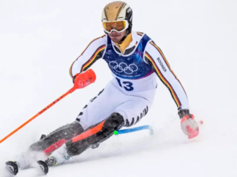 Olympia-Enttäuschung für Straßer: Slalom-Ass im Schneegestöber abgeschlagen