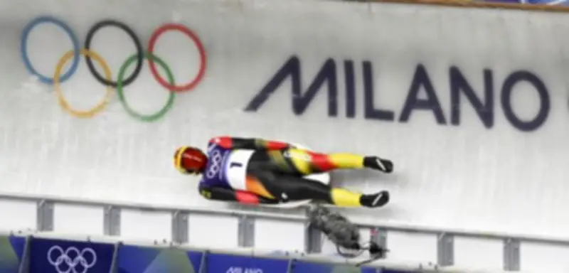 Olympia: Gold-Rodler verpasst Anruf von Kanzler Merz – Kanada und USA siegen im Eishockey