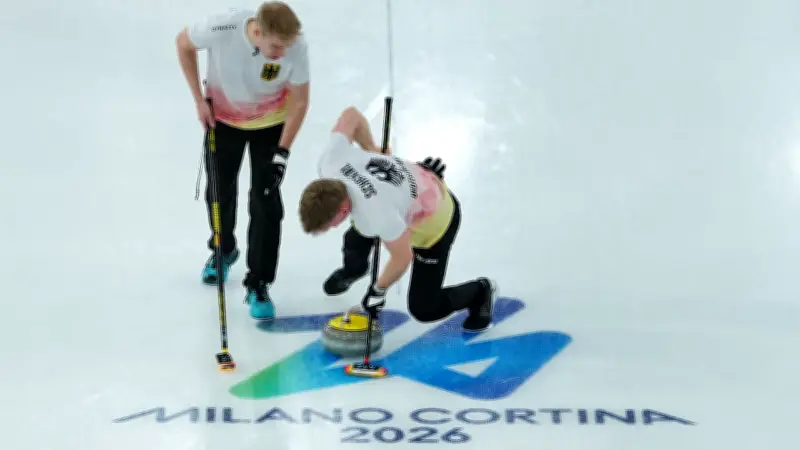 Olympia-Krimi gegen Kanada: Deutscher Curler kämpft sich blutig ins Extra-End