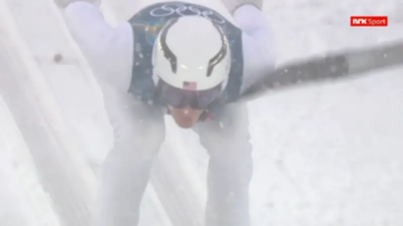 Olympia-Schrecksekunde: US-Kombinierer Loomis von Schneebläser getroffen