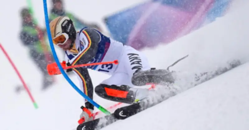 Olympia-Slalom in Bormio: Linus Straßer verliert Medaillenchancen im Schneetreiben