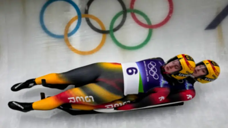 Olympia-Ticker: Deutsche Rodlerinnen auf Medaillenkurs, Männer kämpfen um Bronze