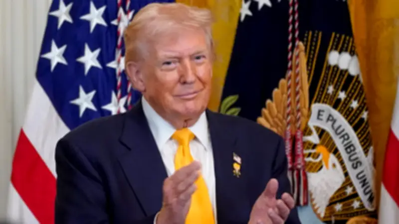 Olympia-Wirbel um Trump: Helikopter-Flug für Eishockey-Finale wird diskutiert