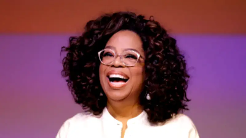 Oprah Winfrey (72) knackt die Plank-Minute: Vom Zehn-Sekunden-Versuch zur Kraftübung mit Gewichten