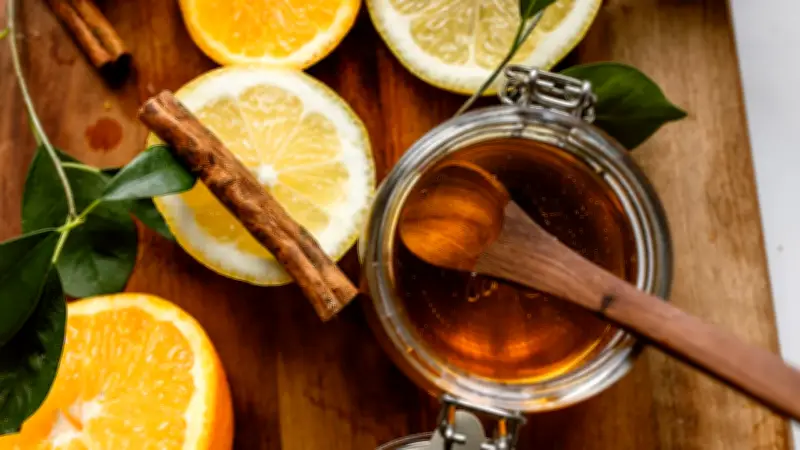 Oxymel-Hype: Wie sinnvoll ist das Comeback des traditionellen Sauerhonigs wirklich?