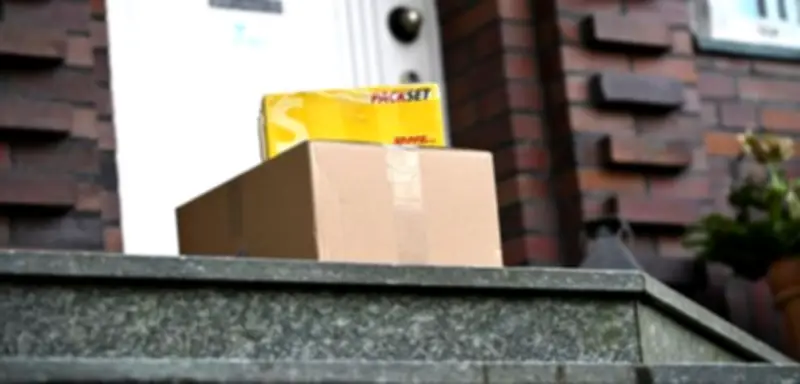 Pakete sicher empfangen: So umgehen Sie rechtliche Fallstricke bei Lieferdiensten