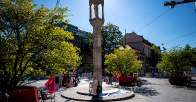 Pasinger Marienplatz: Kompromiss bei Freischankfläche nach Krach um weiße Markierungen
