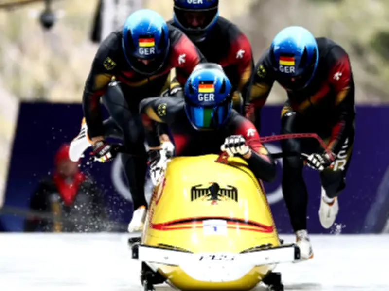 Perfekter Karriereabschluss: Lochner vor historischem Gold-Double im Viererbob