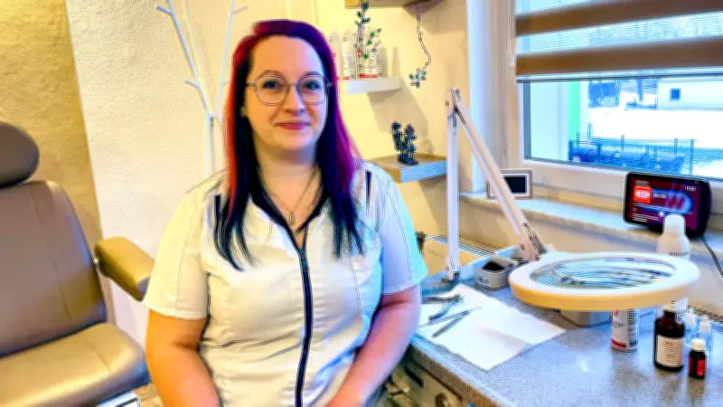 Podologen-Mangel in Bad Dürrenberg: Kosmetikerin startet Ausbildung, doch reicht das?