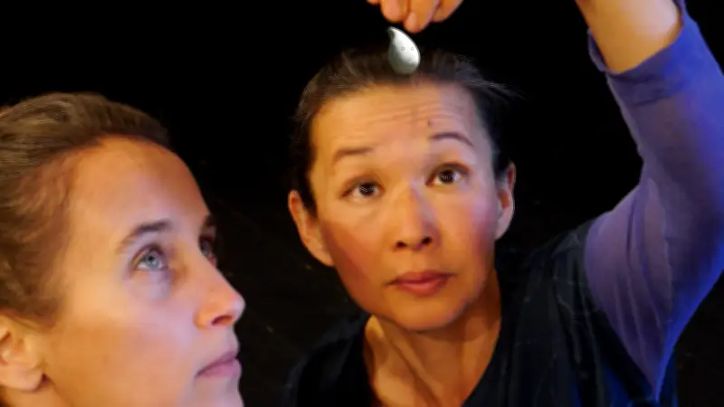 Poetisches Kindertheater 'Platsch!' begeistert junge Zuschauer im Dominikanerkloster Prenzlau