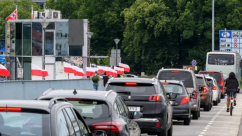 Polen führt Pfandsystem ein: Neue Regel betrifft Urlauber, Einkäufer und Pendler