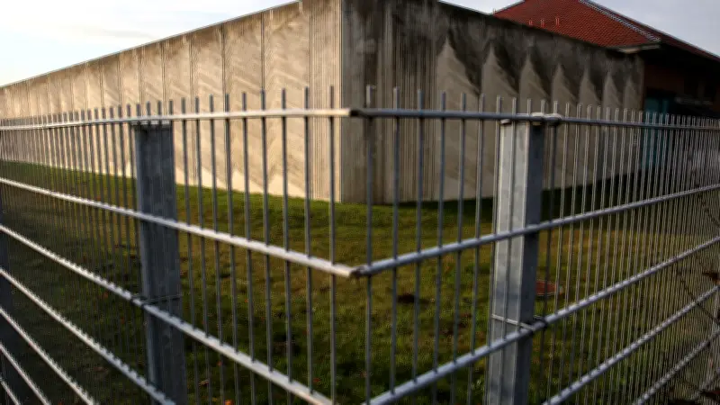 Prominente hinter Gittern in MV: Vom Knastalltag zur Rückkehr ins Leben