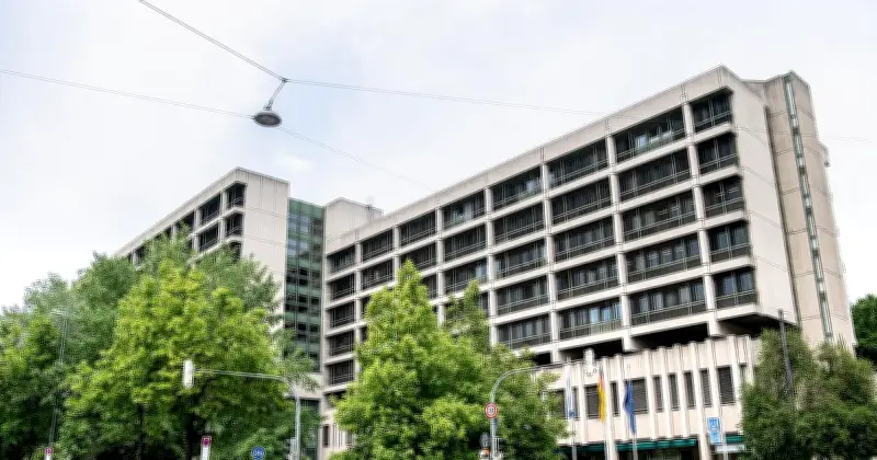 Prozess gegen IS-Rückkehrerin in München: Vorwurf der Mitgliedschaft und Fürsorgepflichtverletzung