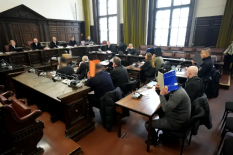 Prozessauftakt nach Messerangriff in Hamburg: Familienstreit eskaliert vor Gericht