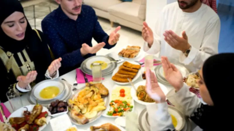 Ramadan 2026: Der muslimische Fastenmonat beginnt – Glaube, Gemeinschaft und Verzicht