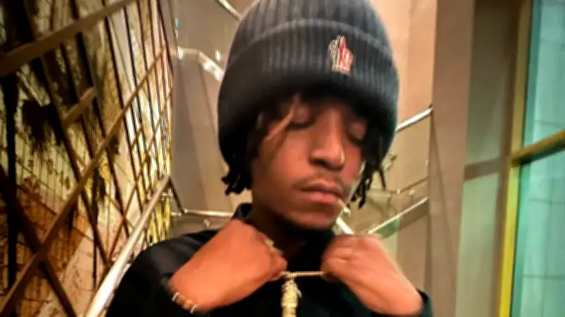 Rapper Luci4 mit 23 Jahren verstorben: Großeltern halten Tod für verdächtig