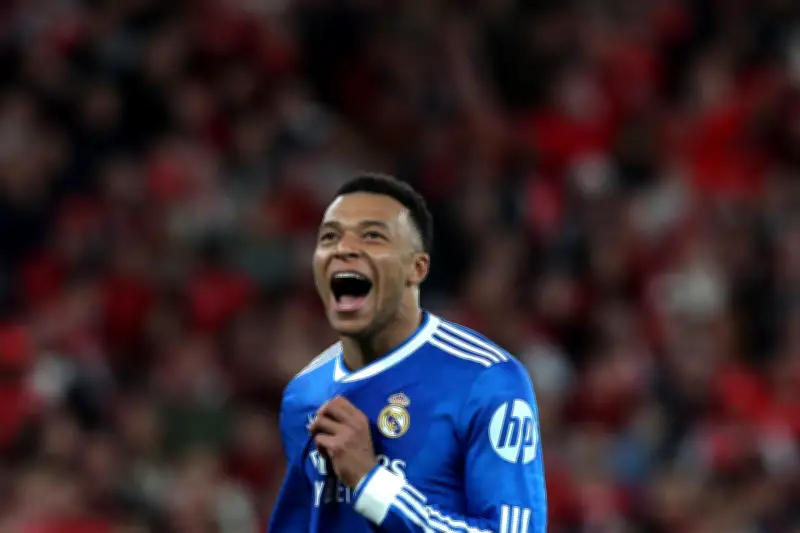 Real Madrid und PSG siegen in Playoff-Hinspielen - Eklat um Vinicius Jr. bei Benfica