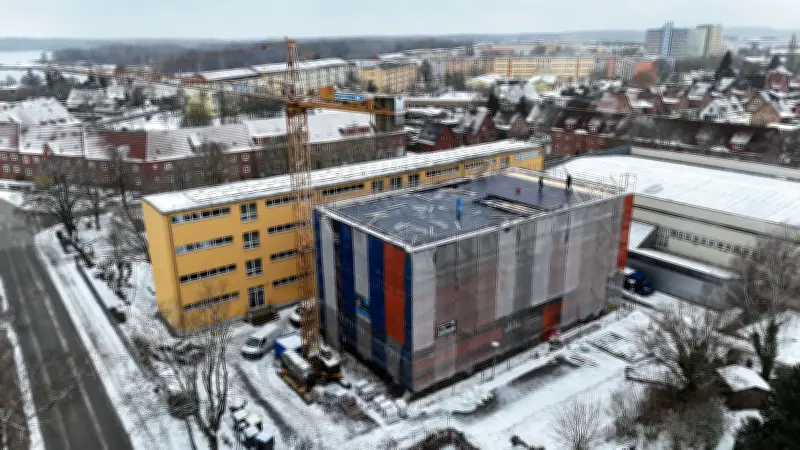Regionale Schule Waren-West wächst durch Aufstockung und wird barrierefrei modernisiert