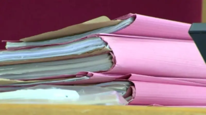 Richter schlagen Alarm: Tausende offene Strafverfahren belasten Justiz in NRW