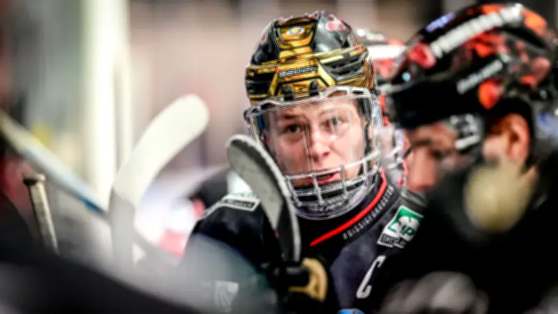 Rostock Piranhas: Entscheidungsspiele im Kampf um die Playoffs der Eishockey-Oberliga Nord