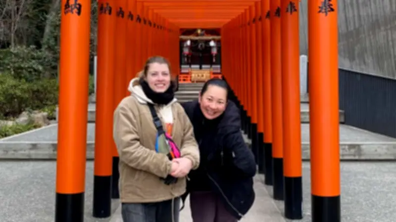 Rostockerin Luisa entdeckt Japans wahres Gesicht mit einer ungewöhnlichen Hostess als Reiseführerin