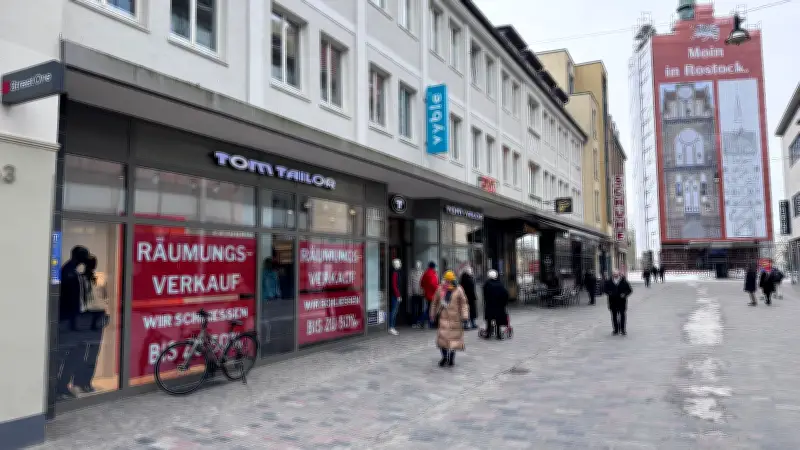 Rostocks Innenstadt im Wandel: Tom Tailor schließt, Jack & Jones kehrt zurück