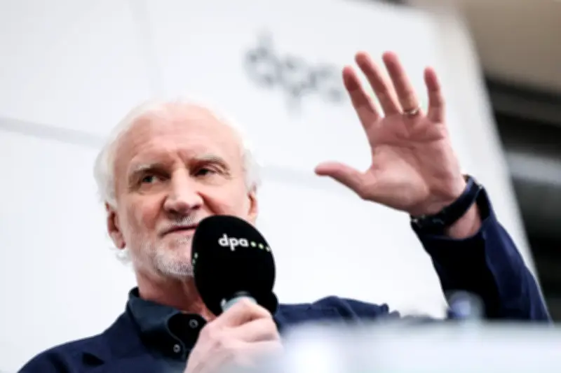 Rudi Völler: WM-Boykott-Debatte ist sinnlos und schadet den Athleten