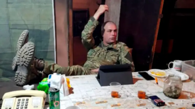 Russischer General prahlt mit Kriegsverbrechen: Fotos abgeschnittener Ohren von Gefangenen