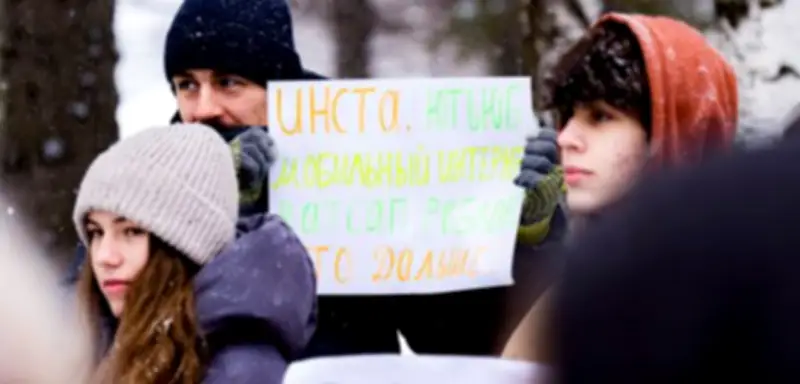 Russland blockiert WhatsApp: Kreml schränkt Kommunikationsfreiheit massiv ein