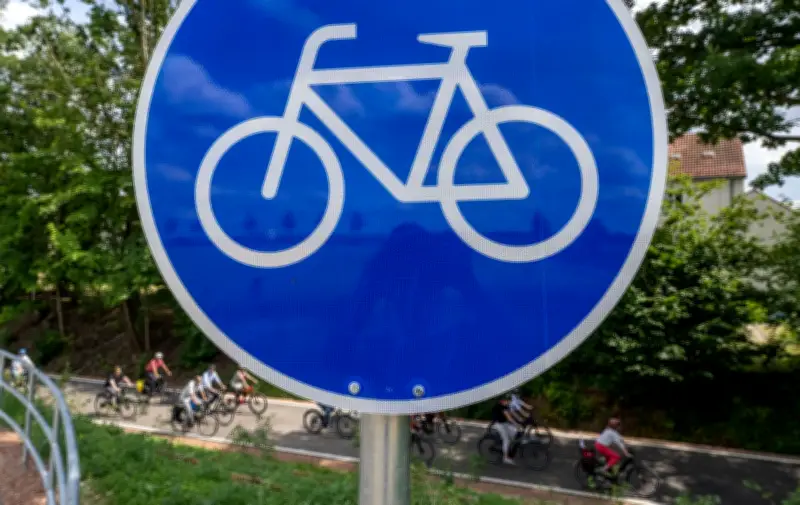 Sachsens Mobilitätswende: 213 Millionen Euro für ÖPNV, Rad- und Fußverkehr 2025