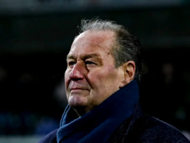 Schalke-Krise: Stevens verteidigt Tönnies und kritisiert Ultras scharf