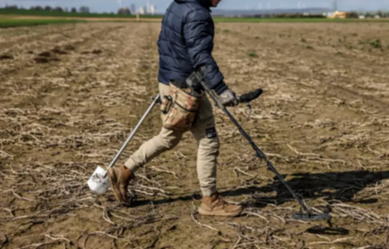 Schatzsuche mit Metalldetektor: Wem gehören Funde wirklich?