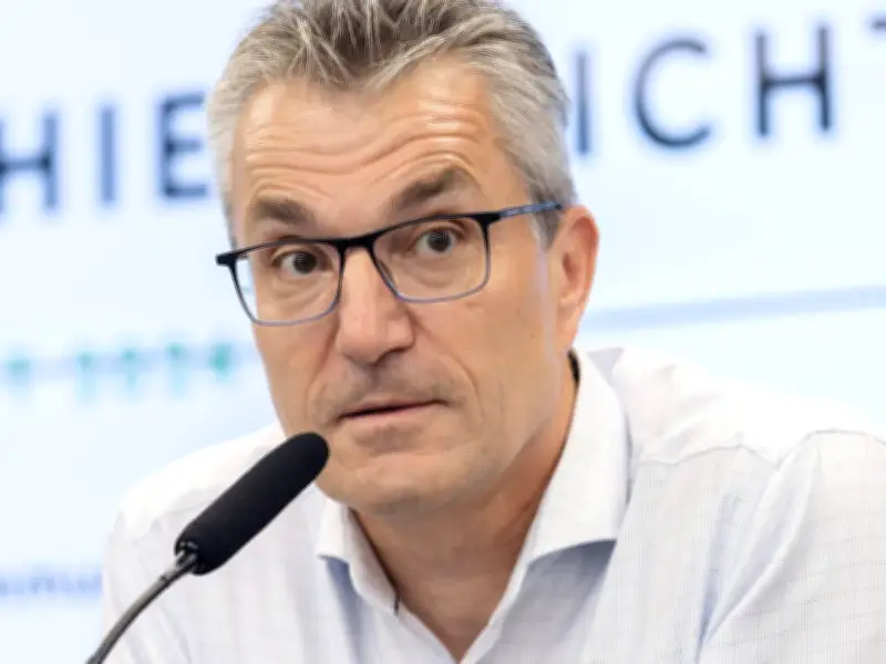 Schiedsrichter-Fehler in der Bundesliga: Kircher gelobt Besserung für Saison-Endspurt