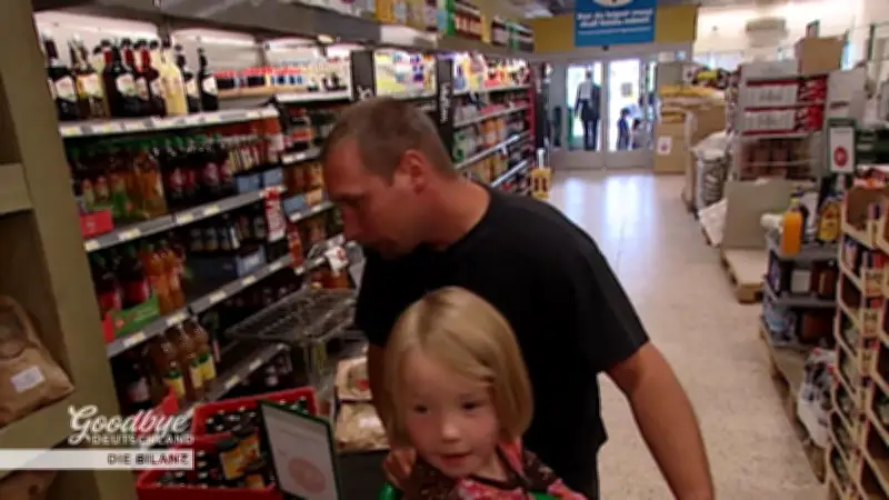 Schimkes im Alltag angekommen: Einkaufszettel markiert Start der neuen Routine